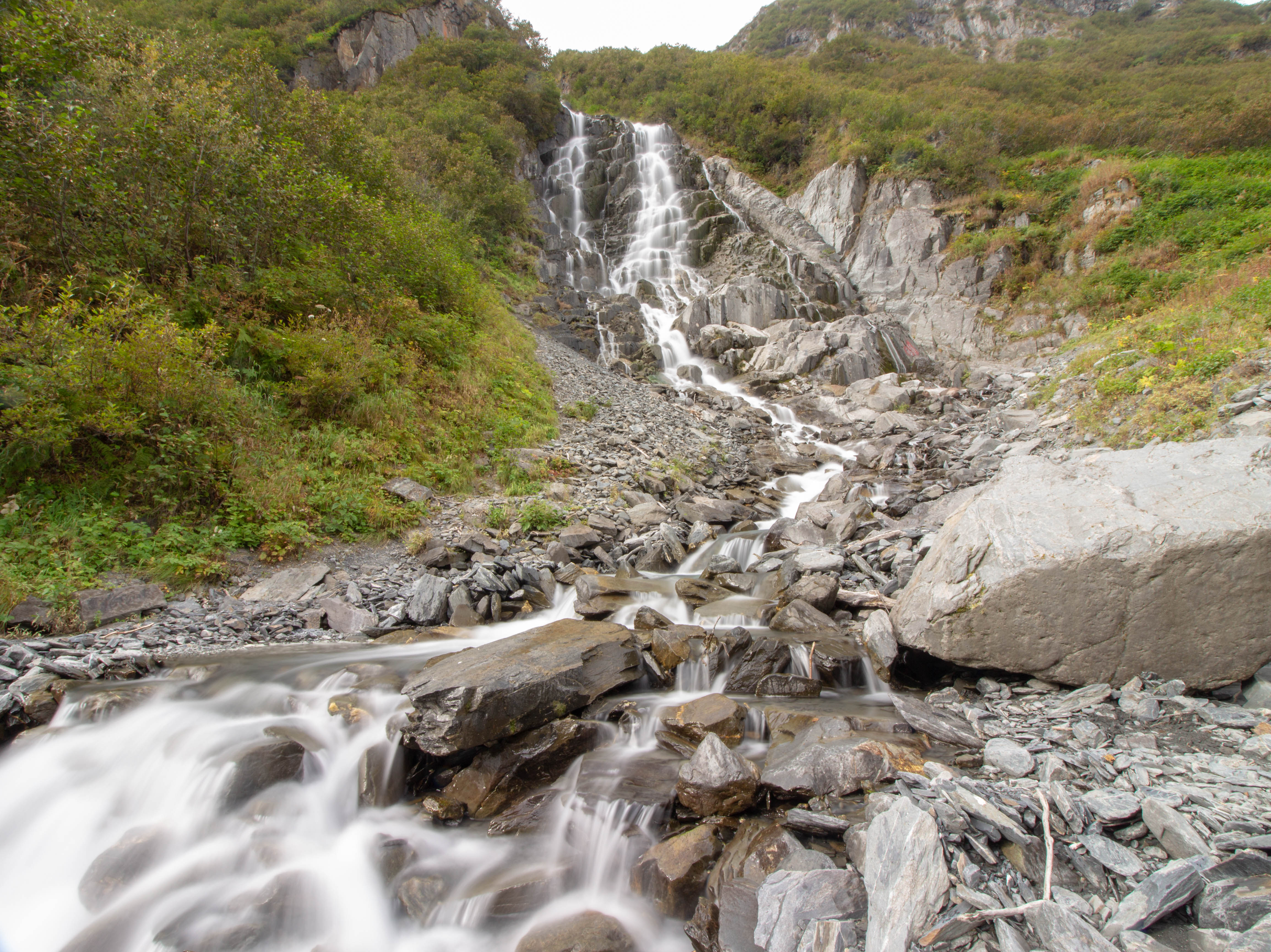 La cascade de Mineral Creek Trail